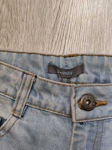 Ma1089 unity jeans waist 26 inches