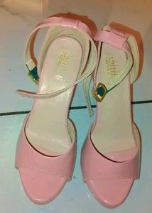 Peach Colour Heels 👠