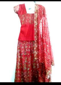 Awesome Heavy Embroidered Party Wear Leheng❤️