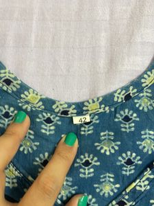 Blue And green kurti Size 42