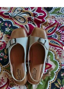 Elegant Buckle Detail Sandals
