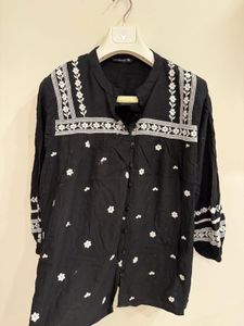 Black embroidered kurta, like new, size: XXL