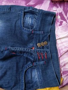 DENIMMM JEANS