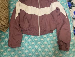 Winter Sale 🩷Stylish Mauve &amp; White Jacket