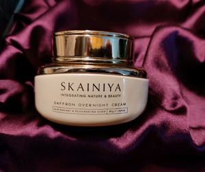 Skainiya Saffron Overnight Cream