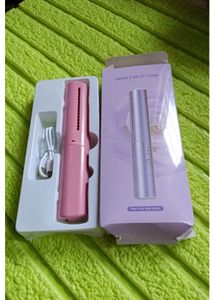 Rechargeable Mini Hair Straightener.