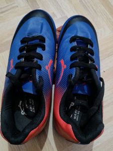 Sports Shoes
