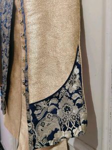 Gold Leyerd Sherwani