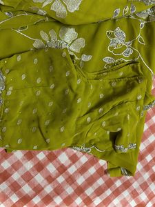 Green Saree In Excellent Condition