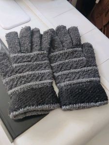 Warm Knit Gloves