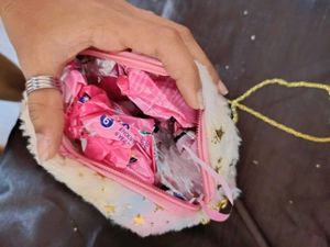 Cute 'Barbie Cat' Crossbody Bag