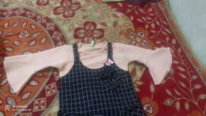 Adorable Girls&#39; Dress Set