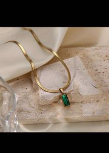 Gold Herringbone Chain with Emerald Pendant