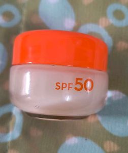 Mamaearth Vitamin C Lip Balm