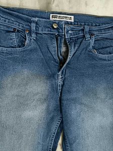 Levi's Stylish Blue Denim Jeans