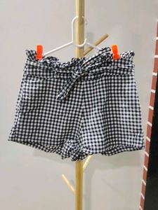 Checked Black N White Shorts