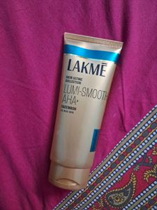 Lakme Lumi-Smooth AHA Facewash with 2% Salicylic