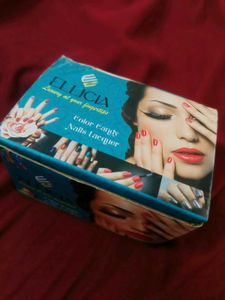 ELLUCIA Nail Polish Collection