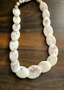 Trendy style beaded necklace