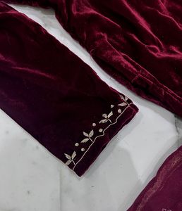 Premium Maroon Velvet Suit With Net Duppata