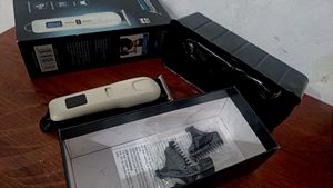 Geemy Cordless Hair Trimmer with LED Display