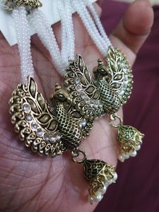 Earings