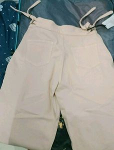 ROADSTER JEAN ( TOTALLY NEW)
