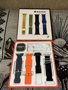 Watch Ultra Apple Logo 49mm Extra Straps