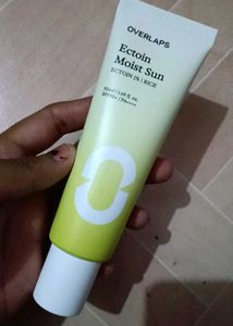 OVERLAPS Ectoin Moist Sunscreen