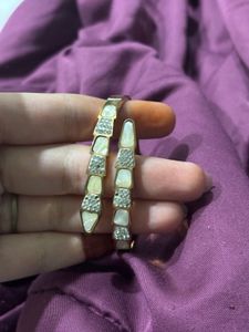 ANTI-TARNISH Gold-Tone Serpent Bangle