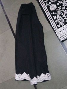 Elegant Black Embroidered Kurta