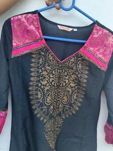 Beautiful Black Kurta With Pink Border
