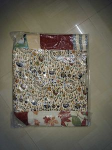 Pattern tote bag with zip