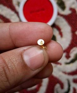 Floral Nose Pin