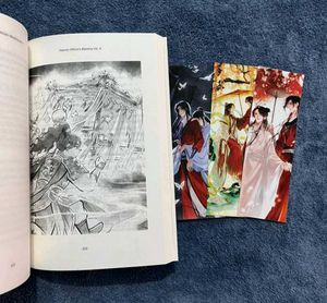 Heaven Official&#39;s Blessing Vol 4 + Bookmarks