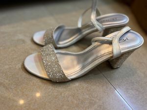 Metro Wedge Heel