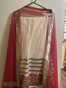 Festive Lehanga Choli In M Size
