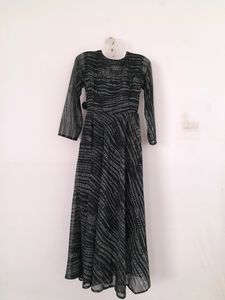 Black Casual Dress (Women&#39;s)
