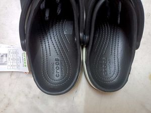 Crocs With Tag
