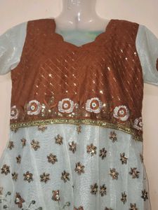 Elegant Embroidered Kurta