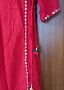Red Kurti