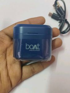 Boat Airdopes 402 Fine Working Brand New Condition
