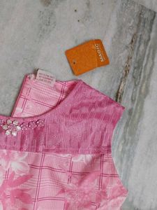 PINK WOMEN GOWN FOR PARTY