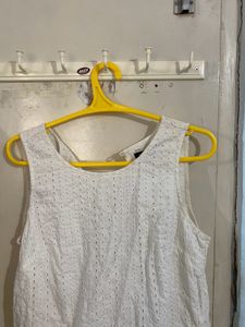 White Dresss