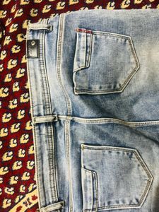 Jeans For Girls ✨👌in 200/-