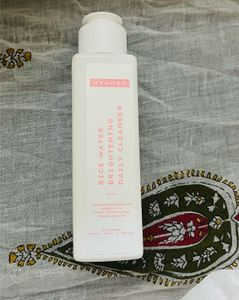 hyphen rice brightening face wash