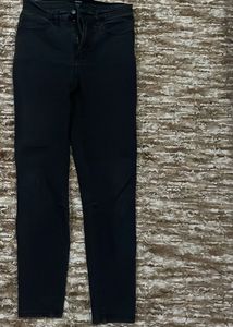 Slim Fit Mid Rise Jean