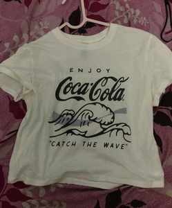 H&amp;M Coco Cola Tshirt