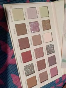 Nude Eyeshadow Palette ❤️