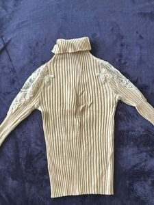 Elegant Lace Detail Turtleneck Sweater